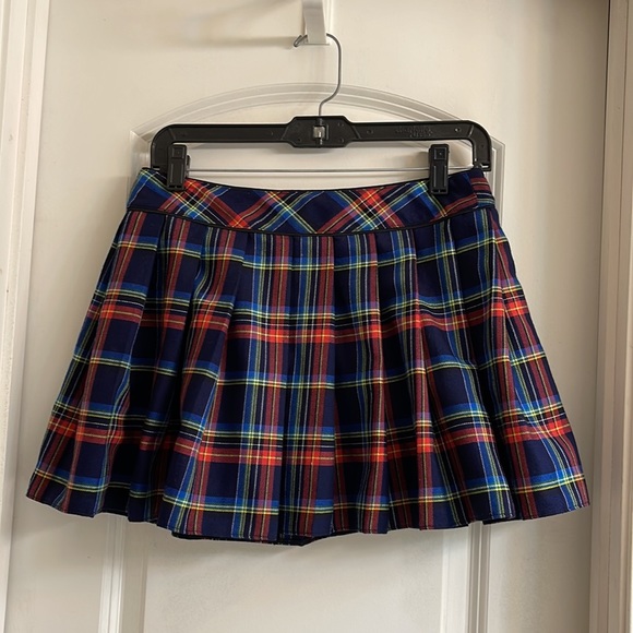 ♻️📸La Senza Blue Red Yellow Green Plaid Pleated Mini Skirt size Medium - Picture 3 of 12